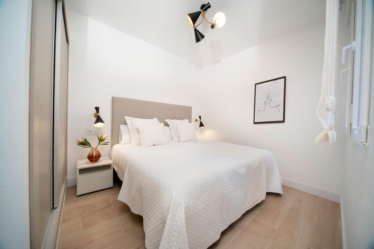 Real Segovia Apartments By Recordis Hotels Esterno foto